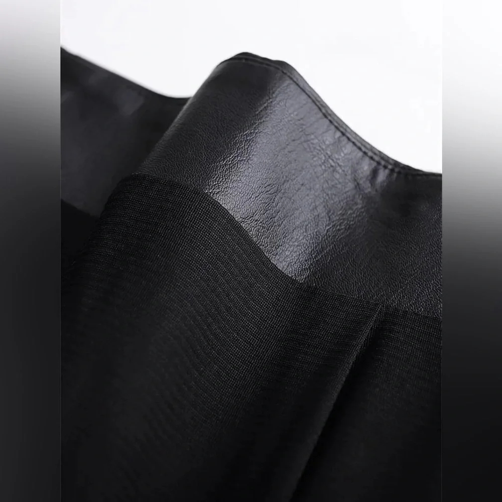 Women’s Vegan Leather Pencil Skirt – Black | Size Medium